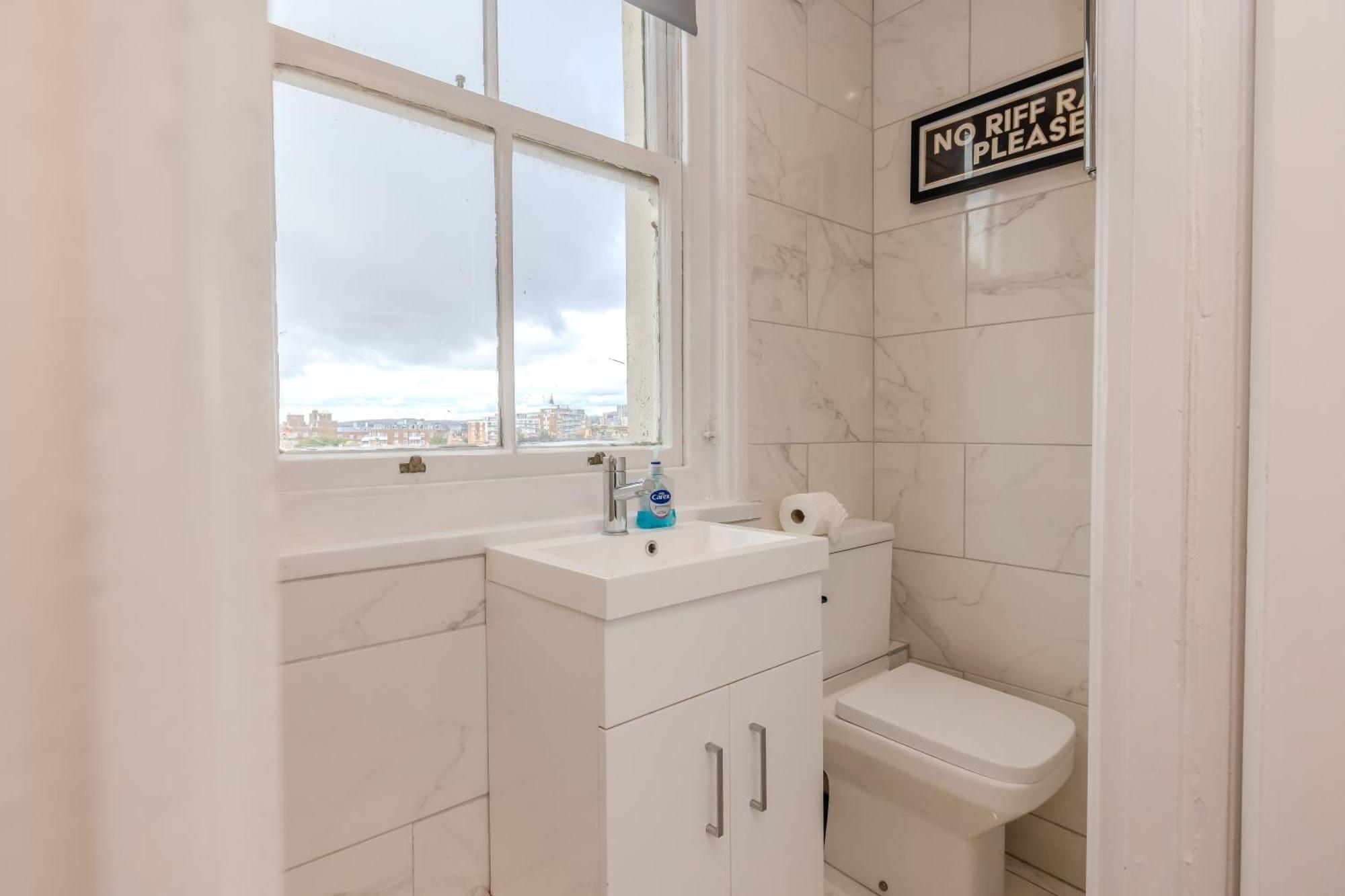 Luxe City Living L 2-Bedroom Flat With Free Parking Hove Exterior foto