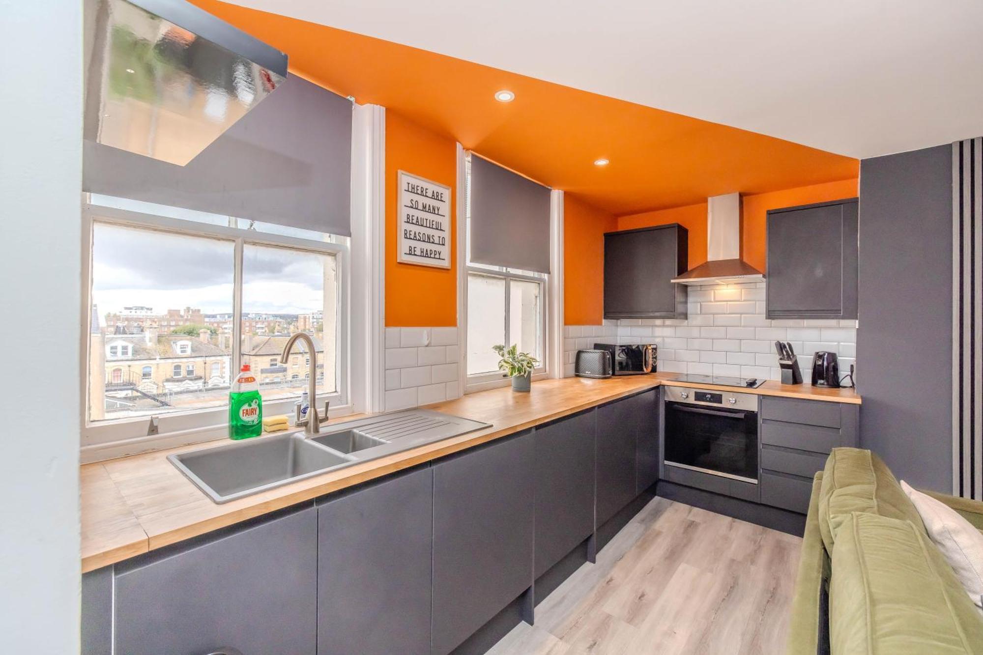 Luxe City Living L 2-Bedroom Flat With Free Parking Hove Exterior foto
