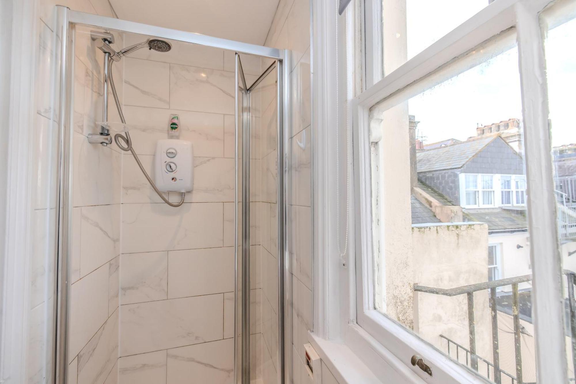 Luxe City Living L 2-Bedroom Flat With Free Parking Hove Exterior foto